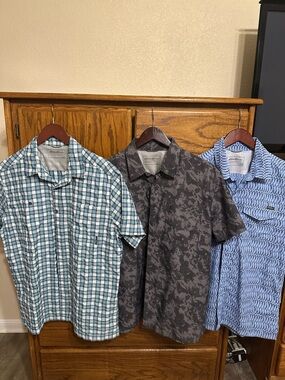 Lot of 3 - Eddie Bauer button up shirts size large